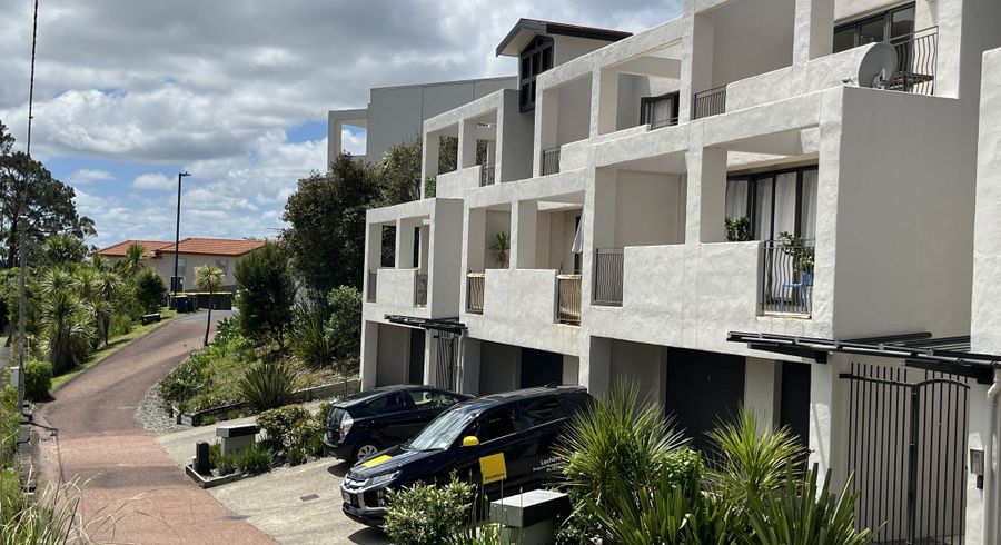  at 23/8 Monte Cassino Place, Birkenhead, North Shore City, Auckland