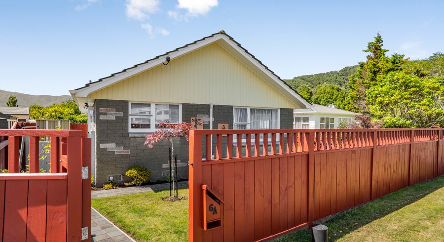  at 1/6 Parkway, Wainuiomata, Lower Hutt