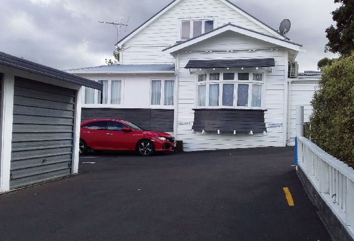  at 1/179 Landscape Road, Mount Eden, Auckland City, Auckland