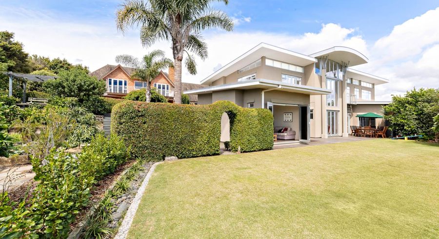  at 6 Drumquin Rise, Dannemora, Auckland
