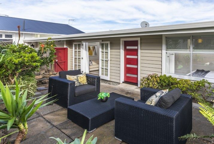 at 2/232 Campbell Road, Greenlane, Auckland