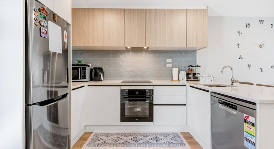  at 18 Hinonga Loop, Millwater, Rodney, Auckland