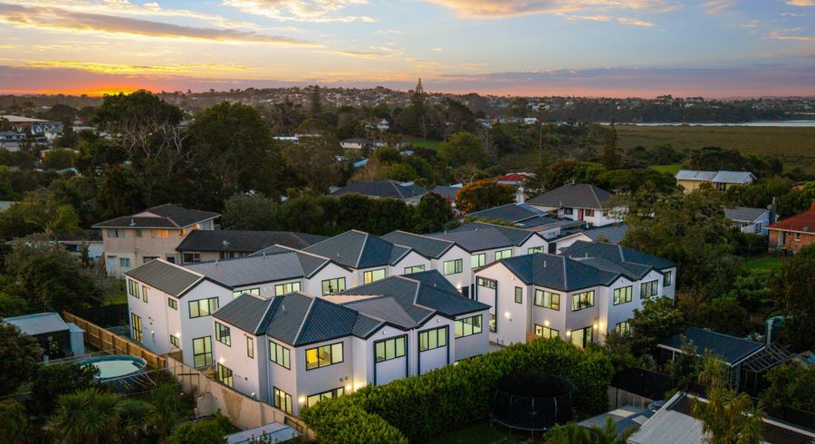  at 7/113 Beach Road, Te Atatu Peninsula, Waitakere City, Auckland