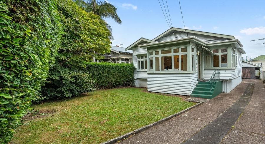  at 7 Kenyon Avenue, Mount Eden, Auckland City, Auckland