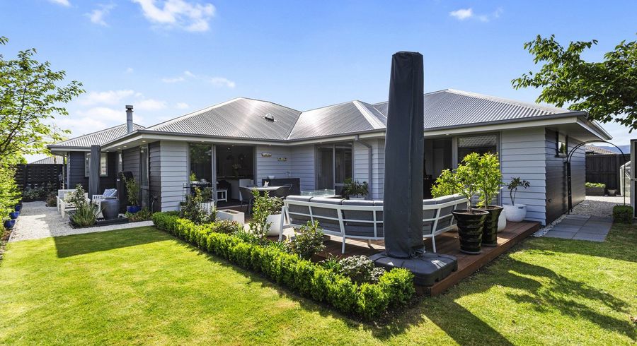  at 18 Oaks Drive, Lincoln, Lincoln