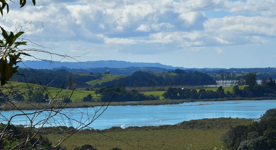  at 84 The Bullock Track, Mahurangi West, Warkworth