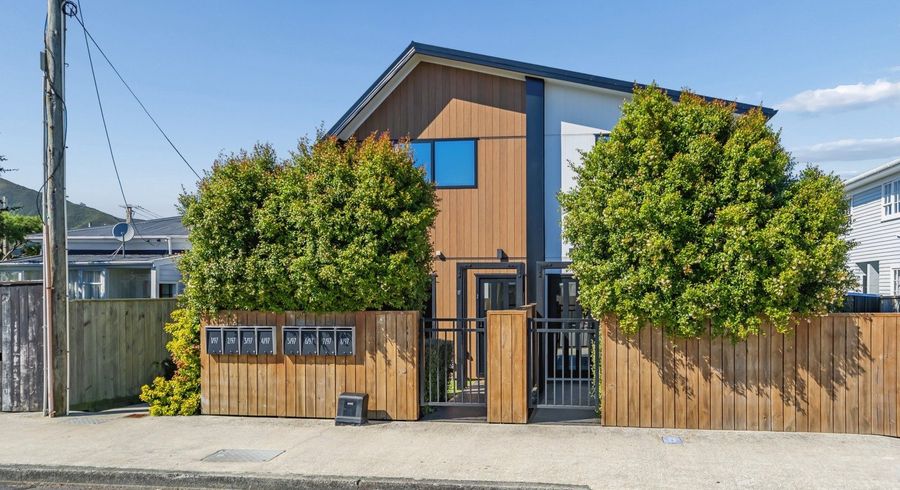  at 2/97 Whites Line East, Waiwhetu, Lower Hutt, Wellington