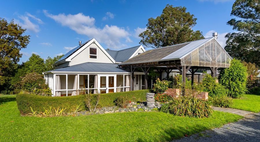  at 17 Dunedin-Waitati Road, Dalmore, Dunedin