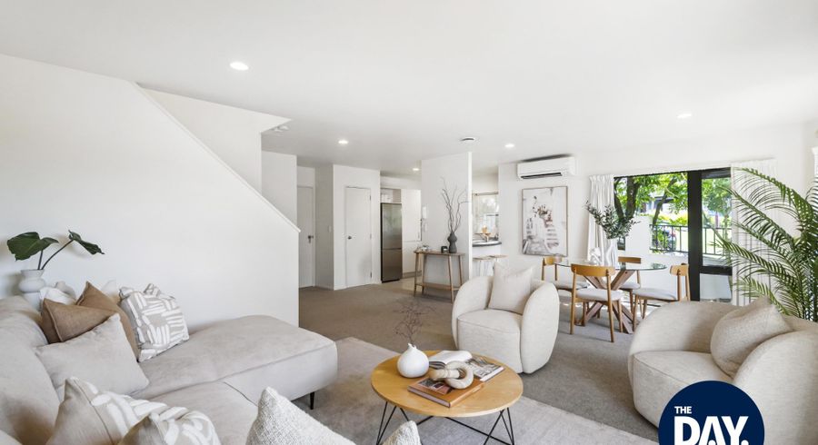  at 1/26 Pannill Place, Oteha, North Shore City, Auckland