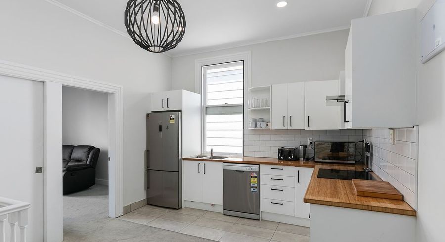  at 82a Tinakori Road, Thorndon, Wellington, Wellington