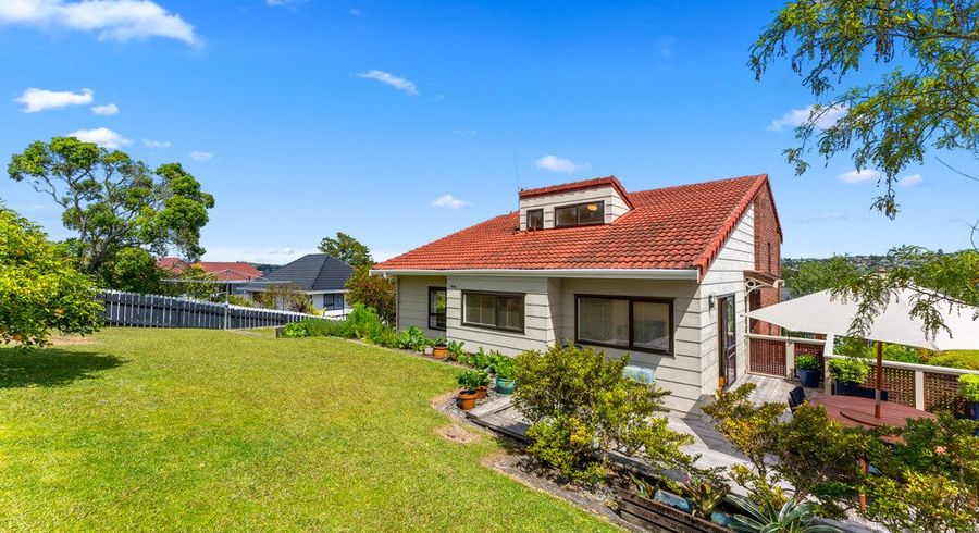  at 81 Kennedy Avenue, Forrest Hill, Auckland
