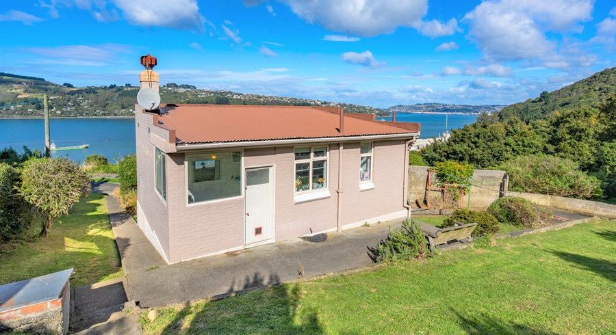  at 50 Adderley Terrace, Ravensbourne, Dunedin