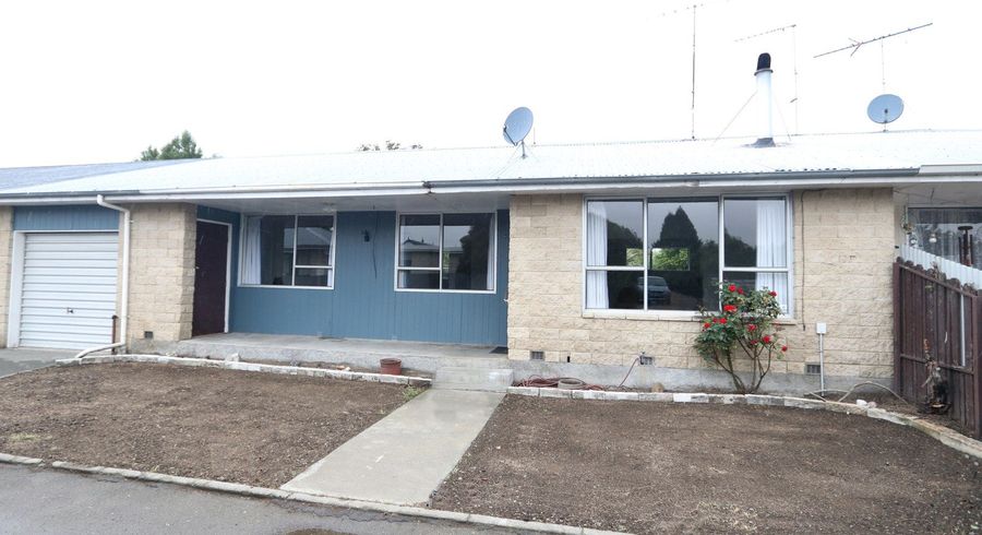 at 2/24 CHALMERS AVE, Hampstead, Ashburton