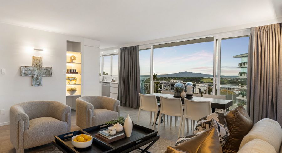  at 2/32 Coates Avenue, Orakei, Auckland