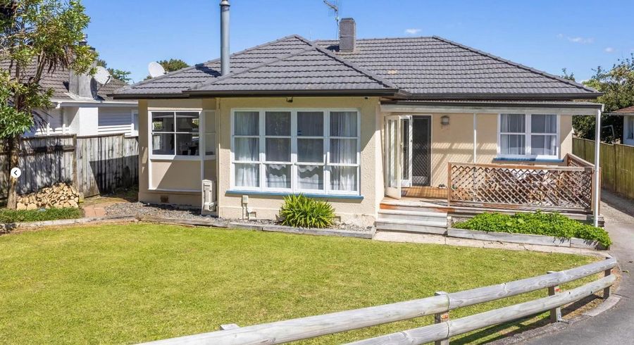  at 69 Lake Crescent, Hamilton Lake, Hamilton, Waikato