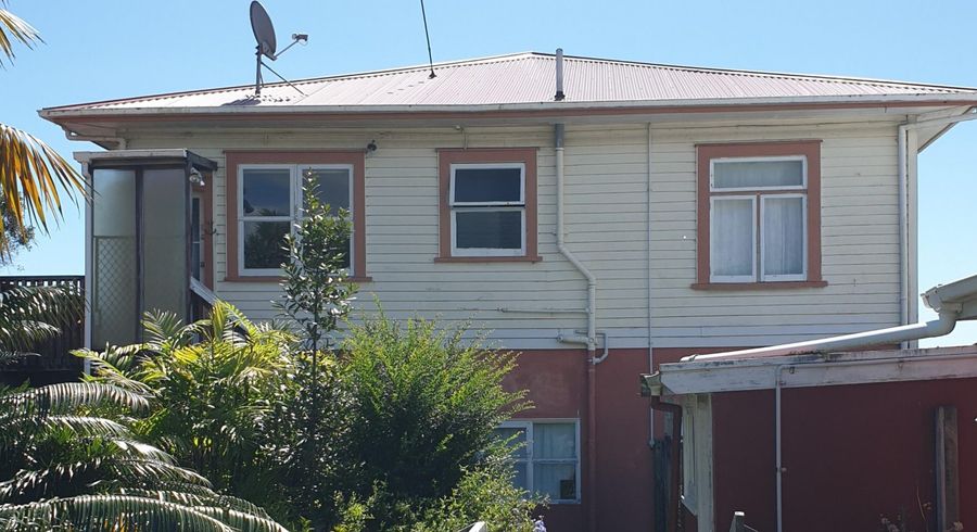  at 3 Commercial Rd, Helensville, Rodney, Auckland