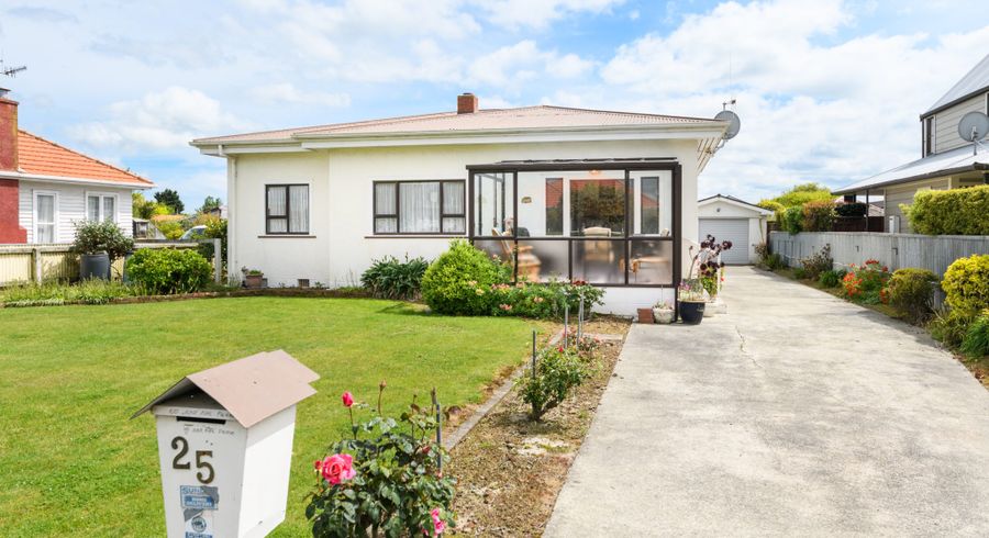  at 25 Puriri Terrace, Roslyn, Palmerston North
