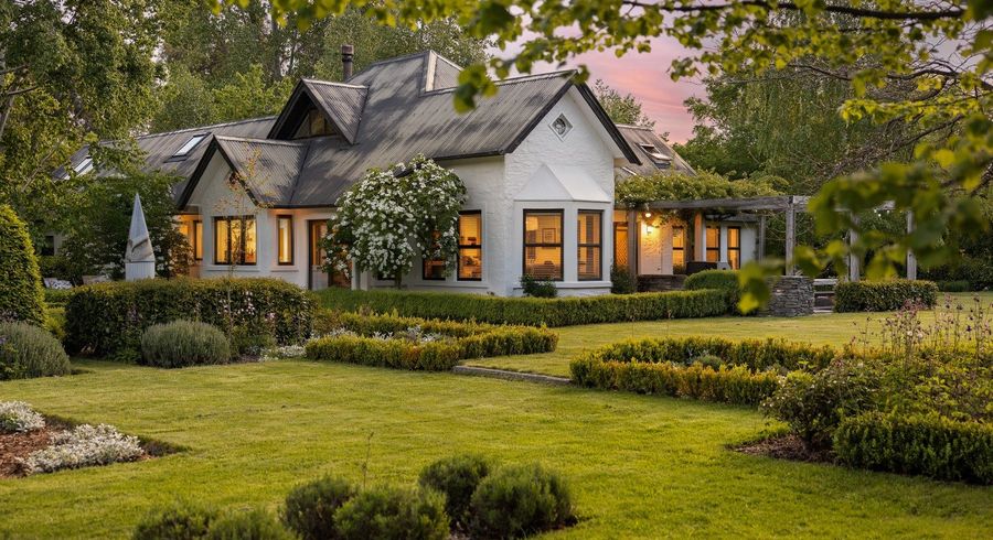  at 572A Speargrass Flat Road, Lake Hayes, Queenstown-Lakes, Otago