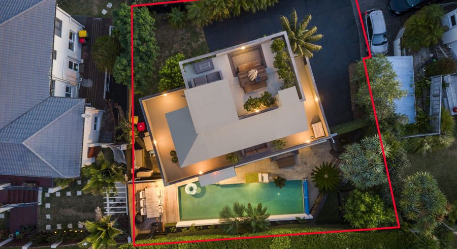  at 27A Peter Terrace, Castor Bay, North Shore City, Auckland