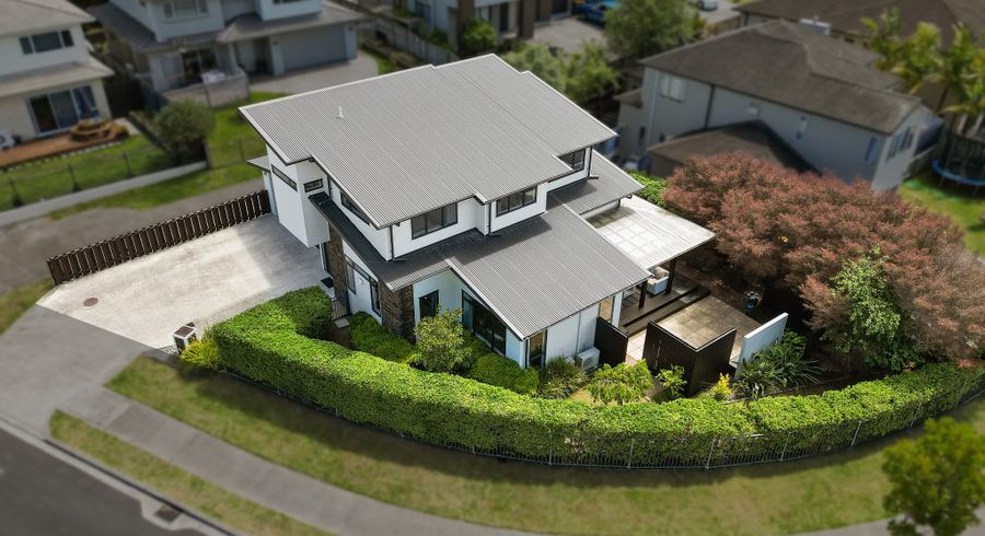  at 22 Midhurst Avenue, Henderson, Auckland