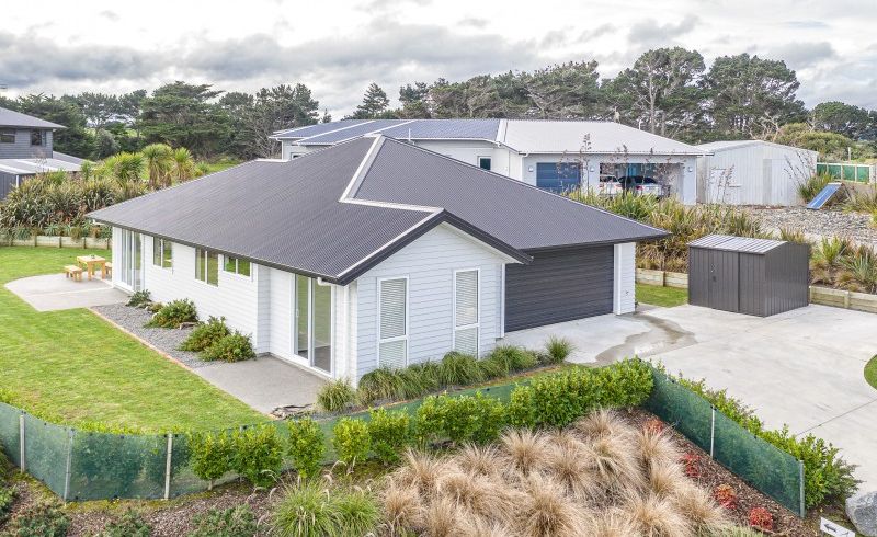  at 33 Golf Vue Place, Castlecliff, Whanganui