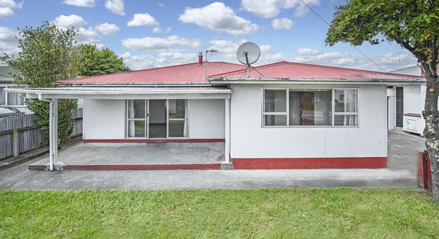  at 1/914 Maraekakaho Road, Camberley, Hastings