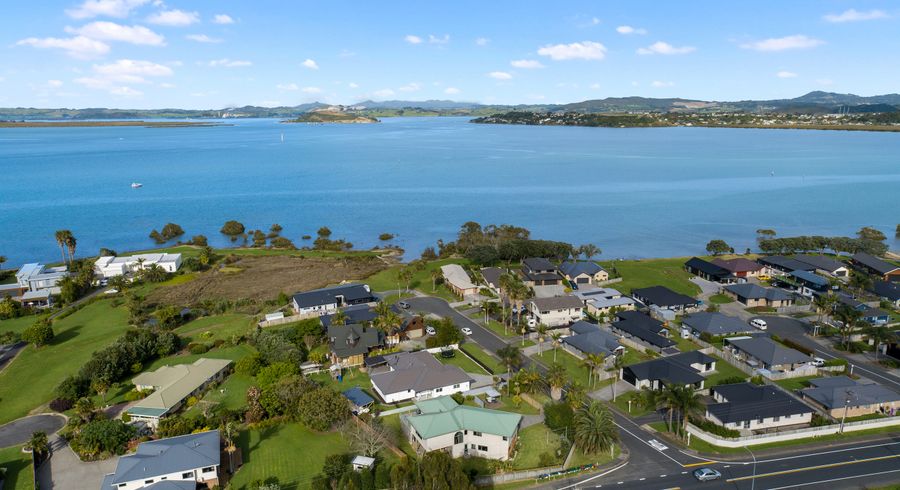  at 1 May Grove Lane, Whangarei