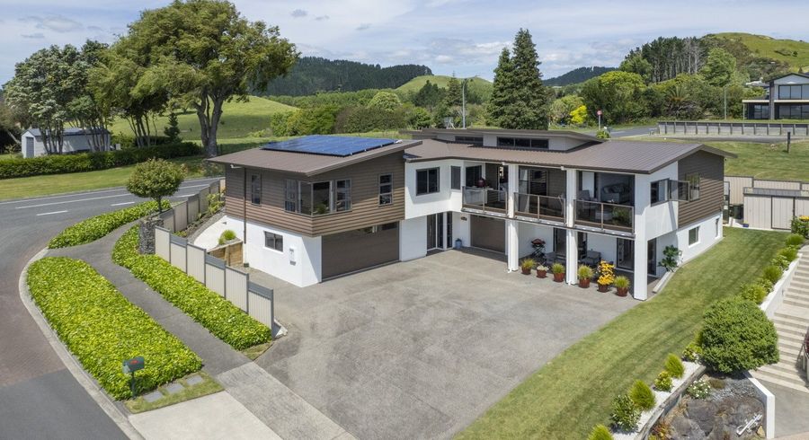  at 1 Holcombrooke Lane, Welcome Bay, Tauranga