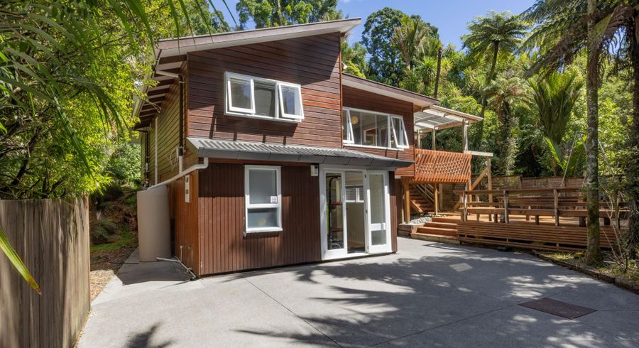  at 55 Bush Road, Waiatarua, Auckland