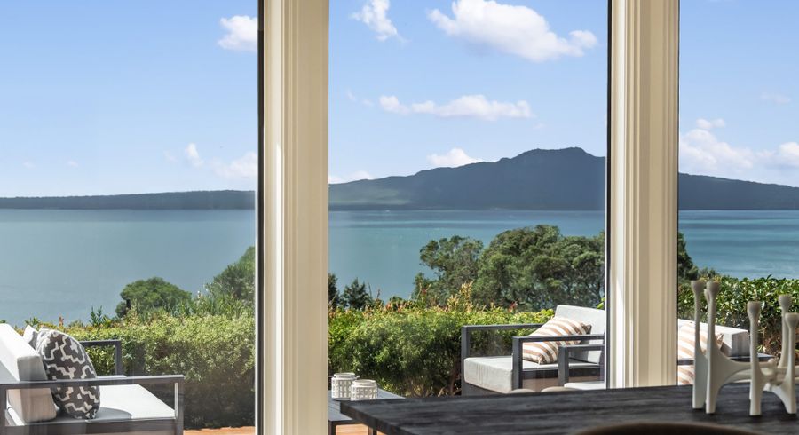  at 220 Lake Road, Takapuna, North Shore City, Auckland
