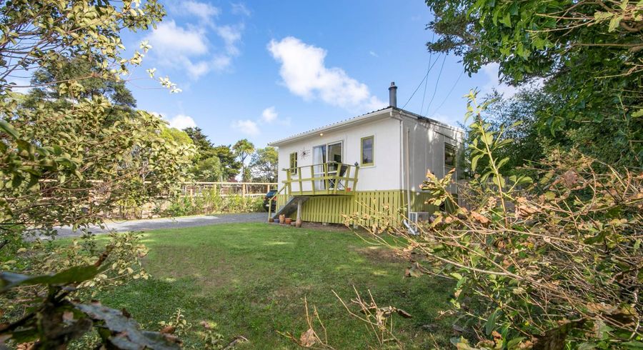  at 36 Tane Road, Laingholm, Auckland