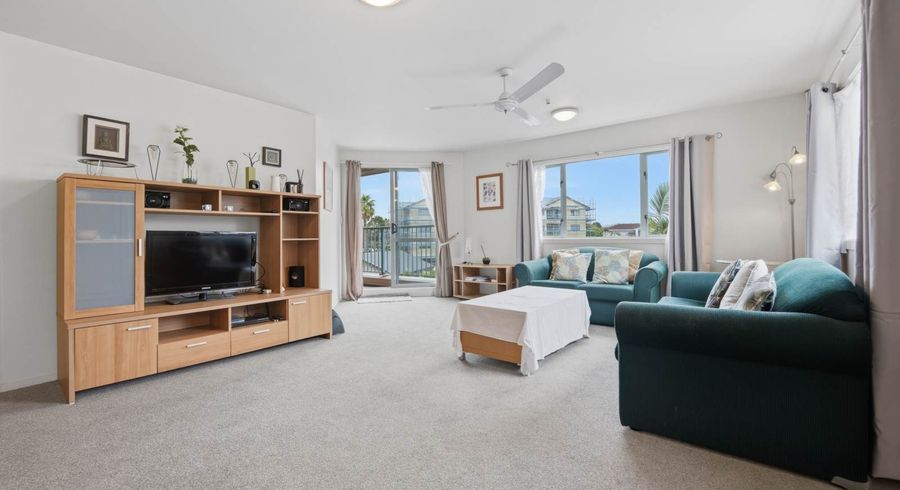  at 13/3C Harrison Road, Mount Wellington, Auckland City, Auckland