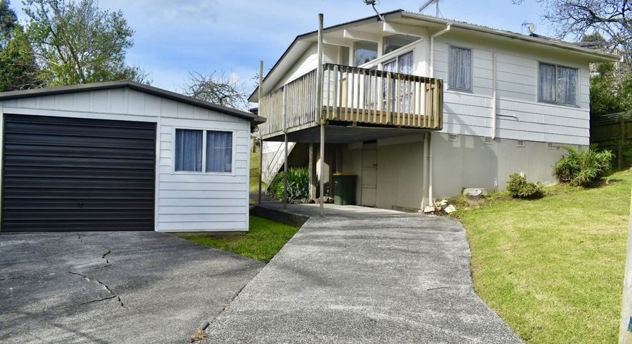  at 3 Garton Drive, Massey, Waitakere City, Auckland