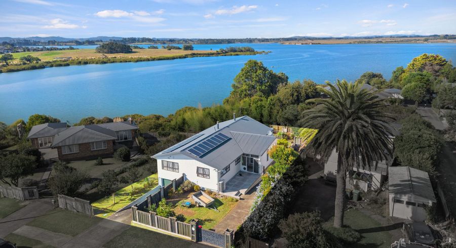  at 37 Estuary Road, Weymouth, Auckland