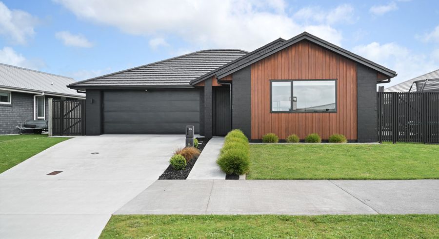  at 25 Kimbrae Drive, Rototuna North, Hamilton