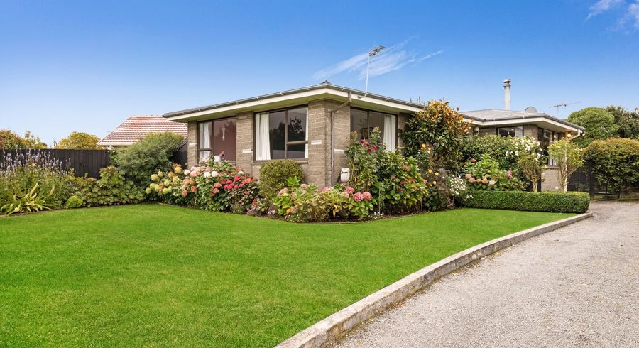  at 28 Denise Crescent, Hornby, Christchurch City, Canterbury
