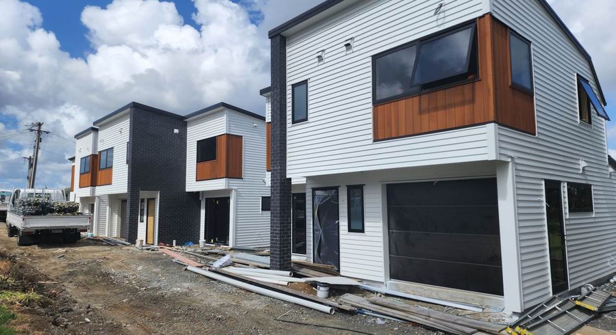  at 25D Meadow Street, Mount Wellington, Auckland