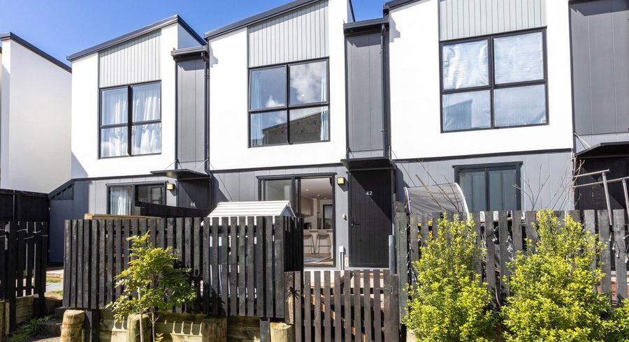  at 42 Hinonga Loop, Millwater, Rodney, Auckland