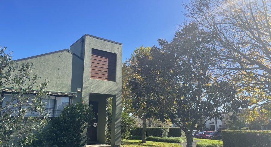  at 3 Puma Drive, Golflands, Manukau City, Auckland