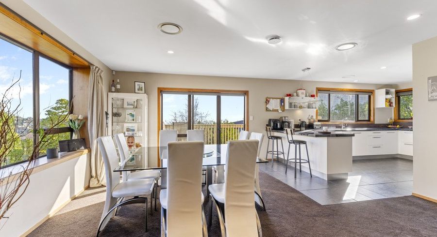  at 2/55 Whaka Terrace, Huntsbury, Christchurch City, Canterbury