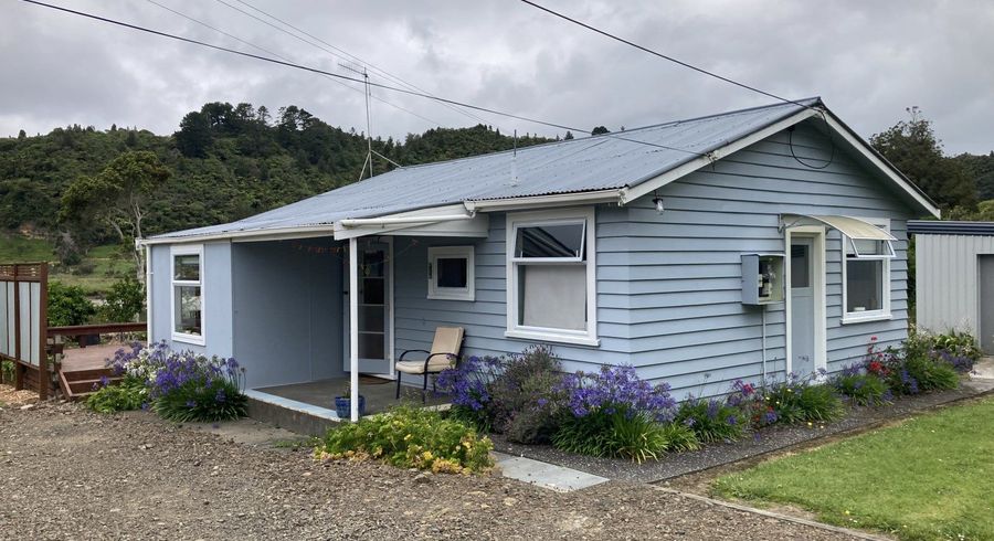  at 27 Tongaporutu Road, Tongaporutu