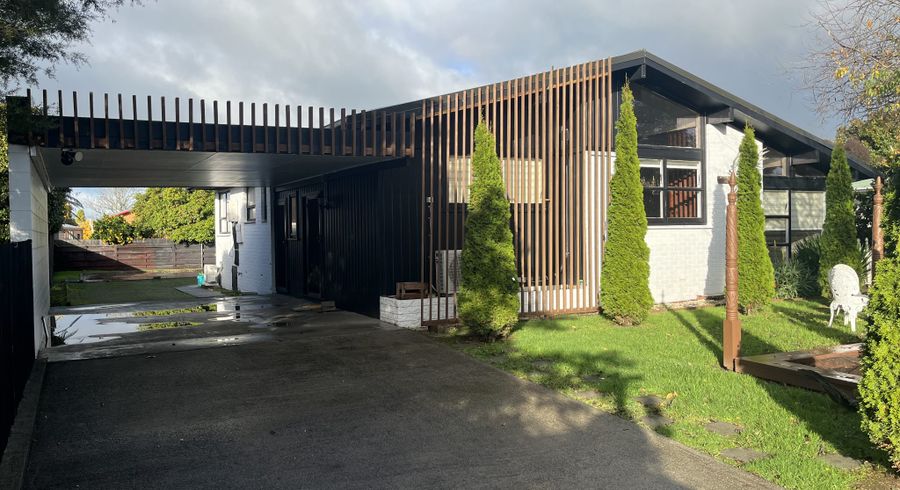  at 14 Ridgeway Place, Glenview, Hamilton