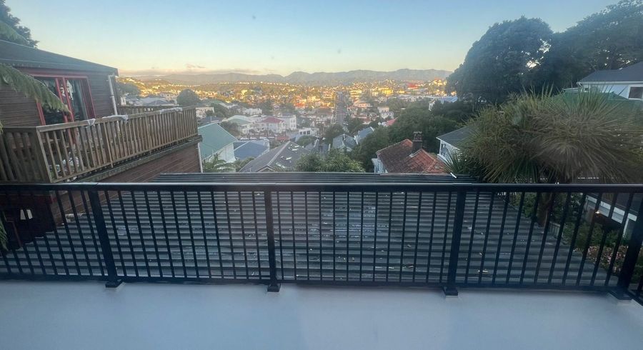  at 2/18 Hinau Road (Fully-Furnished Townhouse), Hataitai, Wellington, Wellington