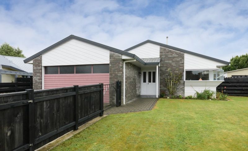  at 15 Peppertree Glade, Kelvin Grove, Palmerston North