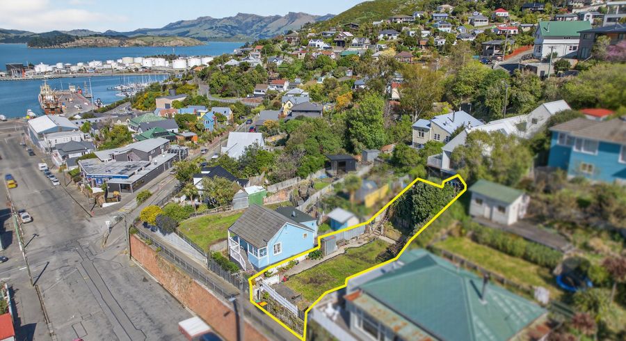  at 33 Dublin Street, Lyttelton, Banks Peninsula, Canterbury