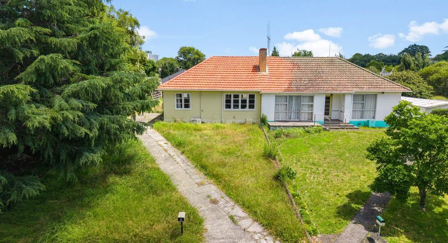  at 5 Plunket Terrace, Hamilton East, Hamilton, Waikato