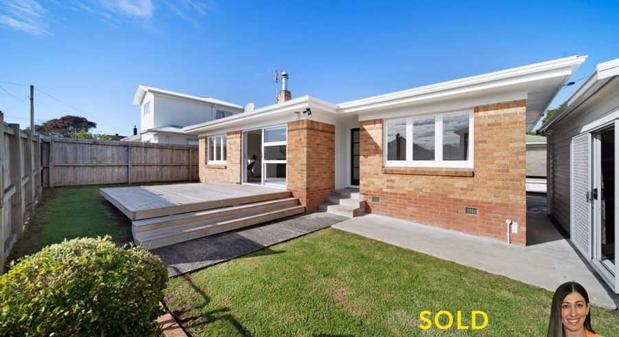  at 2 Royal Arch Place, Rosehill, Papakura