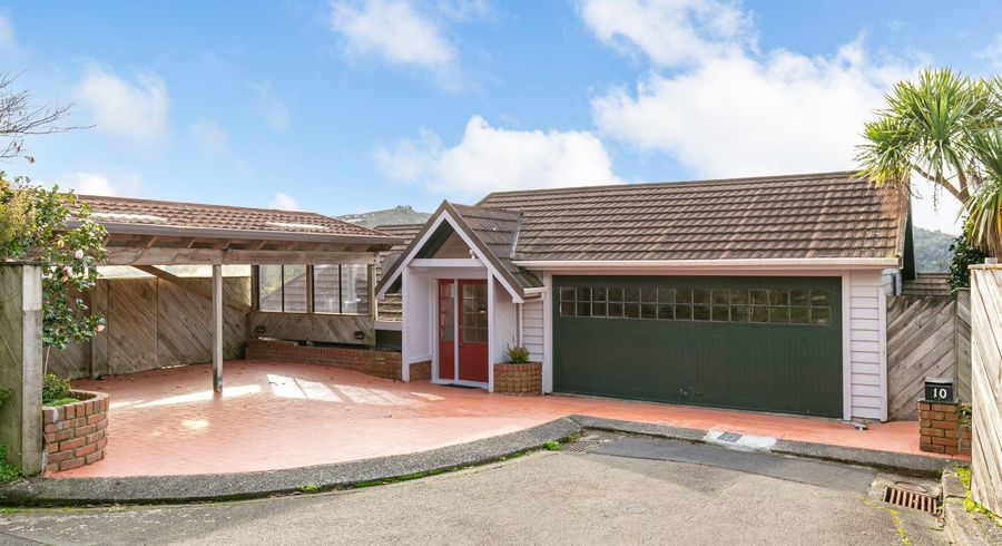  at 10 Kate Way, Karori, Wellington, Wellington
