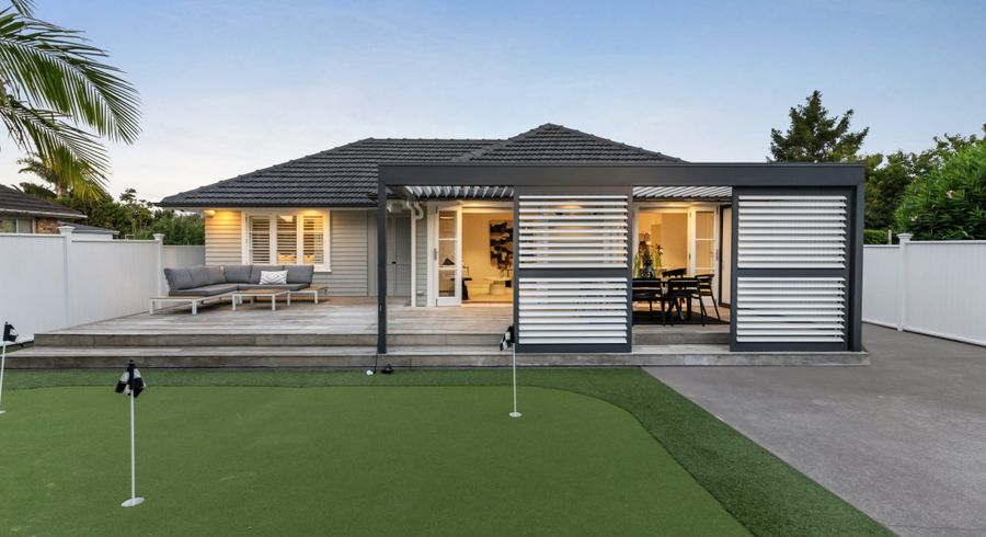  at 76 Neil Avenue, Te Atatu Peninsula, Waitakere City, Auckland
