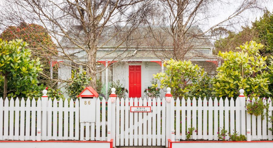  at 86 Grey Street, Woodville, Tararua, Manawatu / Whanganui